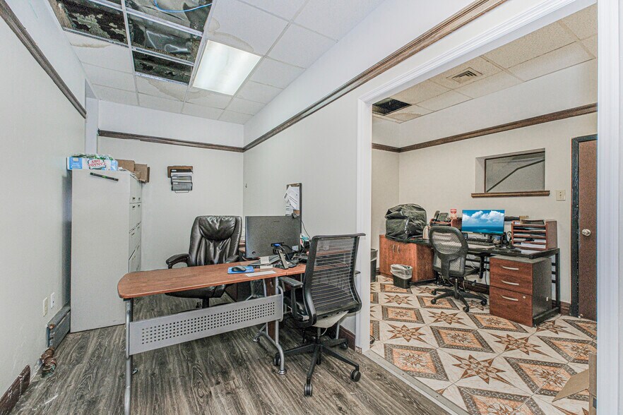 More Photos Of 1751 Bath Ave, Brooklyn General Retail For Lease