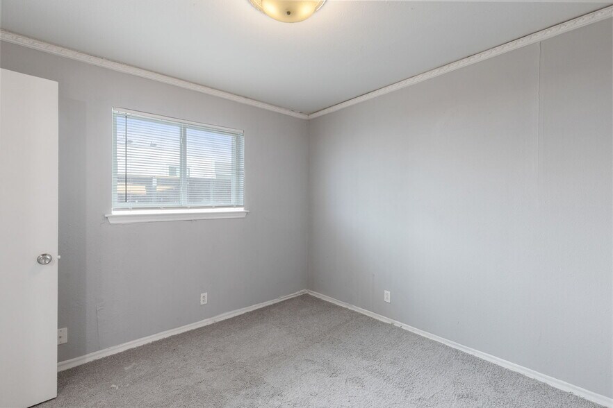More Photos Of , Dallas Multifamily For Sale