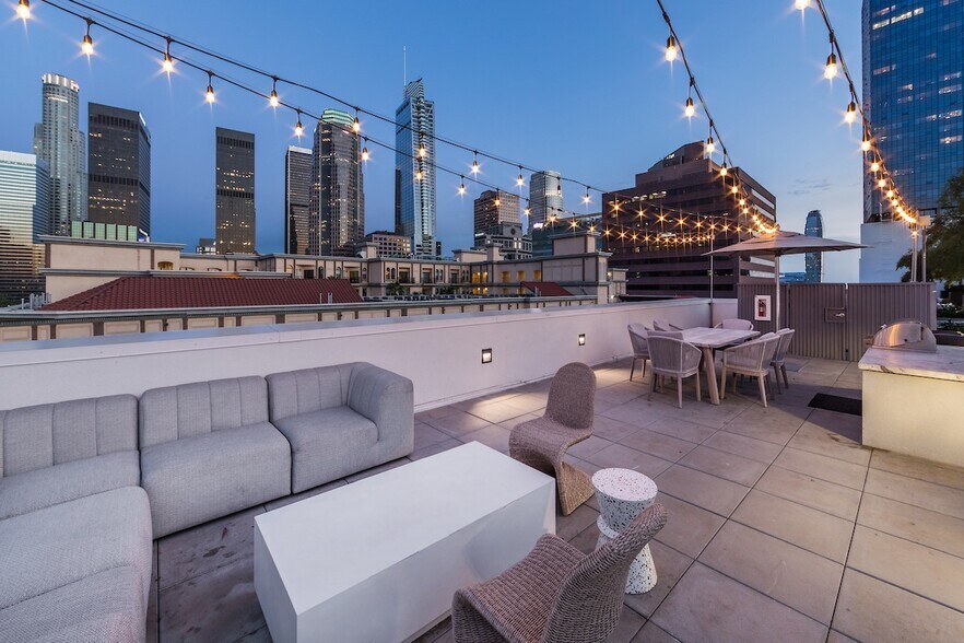 More Photos Of 1120 W 6th St, Los Angeles Apartments For Lease