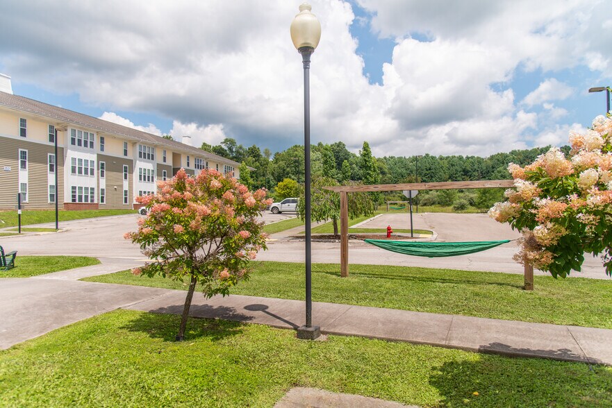 More Photos Of 5606 Campus Ridge Dr, Wise Multifamily For Sale