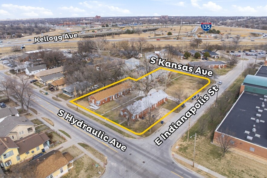 Primary Photo Of 632 S Hydraulic St, Wichita Multifamily For Sale