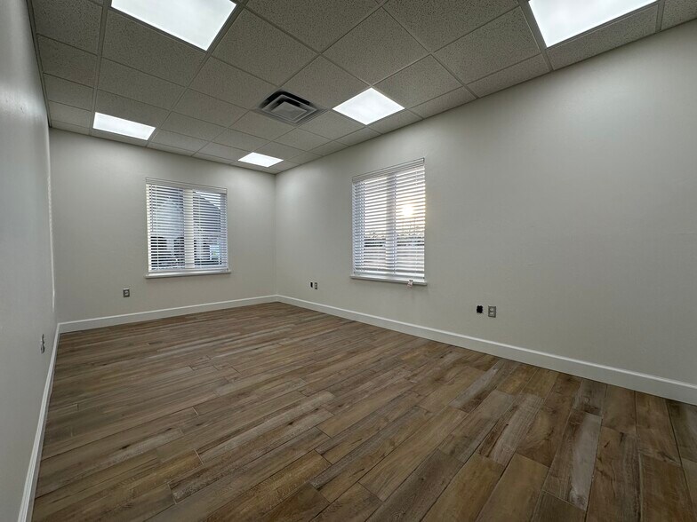 More Photos Of 15128 Traditions Blvd, Edmond Office For Lease