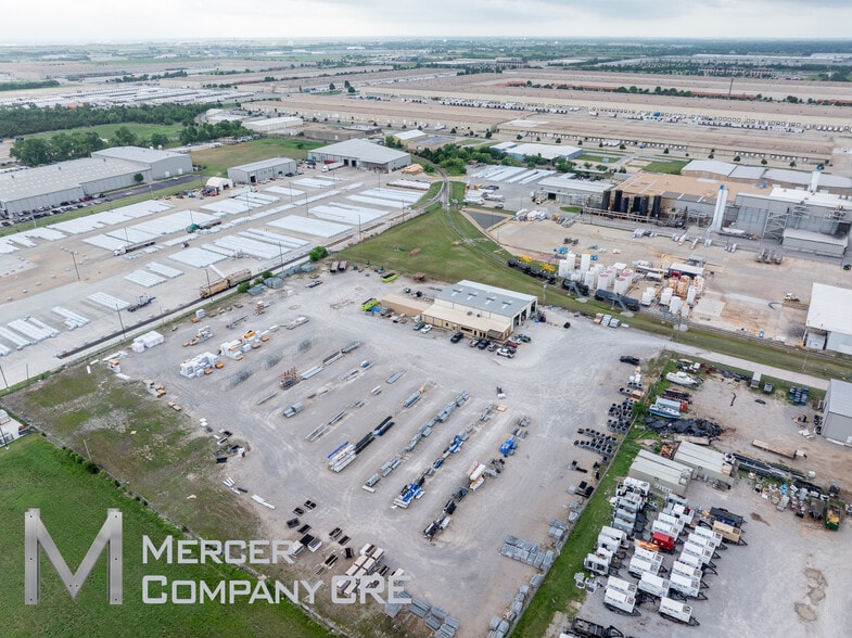 More Photos Of 3116 S Council Rd, Oklahoma City Manufacturing For Lease