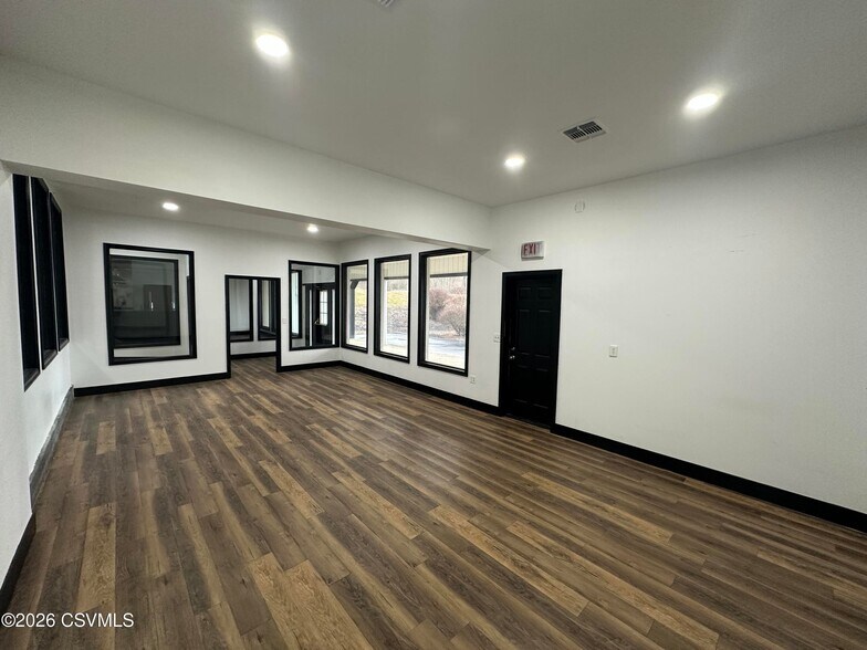 More Photos Of 533 Liberty Valley Rd, Danville Restaurant For Sale