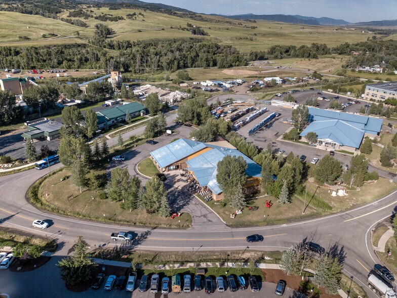 More Photos Of 1855 Shield Dr, Steamboat Springs Showroom For Sale