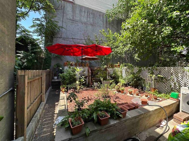 More Photos Of 1017 Westside Ave, Jersey City Public Library For Sale