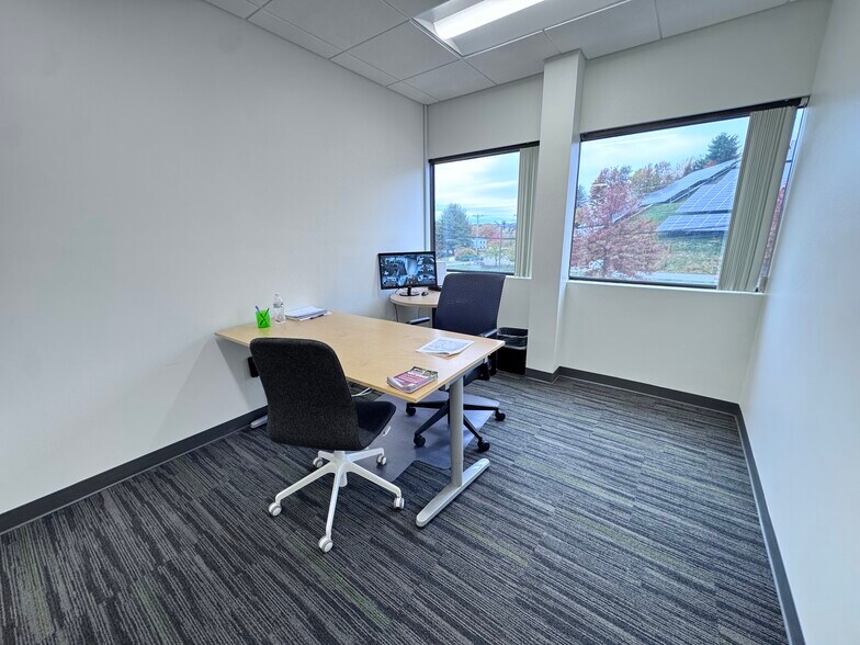 More Photos Of 100 Pennsylvania Ave, Framingham Office For Lease