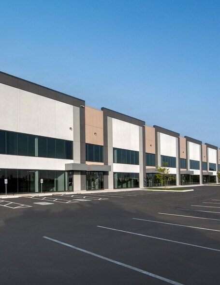 More Photos Of 399 Healey Rd, Caledon Warehouse For Sale