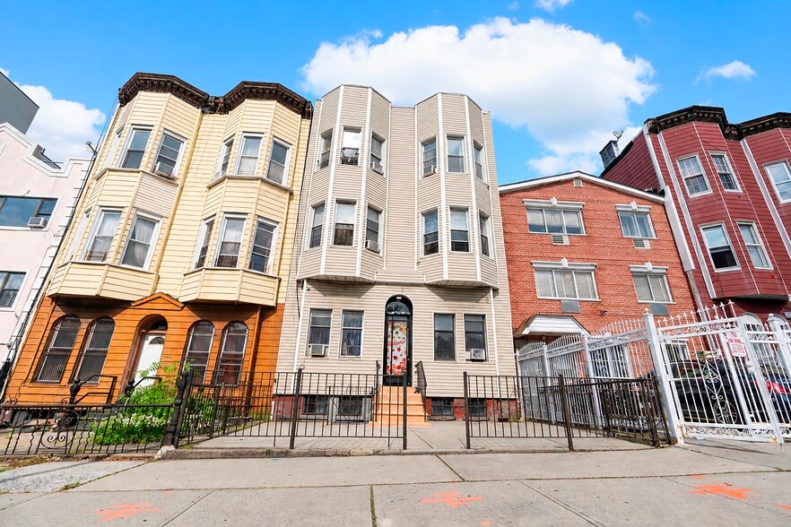 More Photos Of 1449 Bushwick Ave, Brooklyn Apartments For Sale