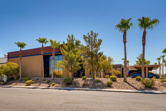 More Photos Of 6320 Hinson St, Las Vegas Light Distribution For Sale