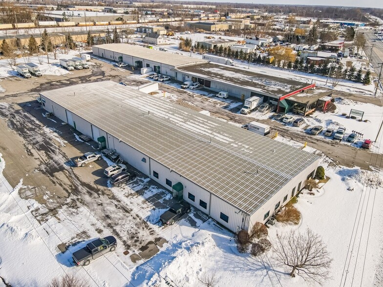 Primary Photo Of 3860 Broadway St, Cheektowaga Warehouse For Lease