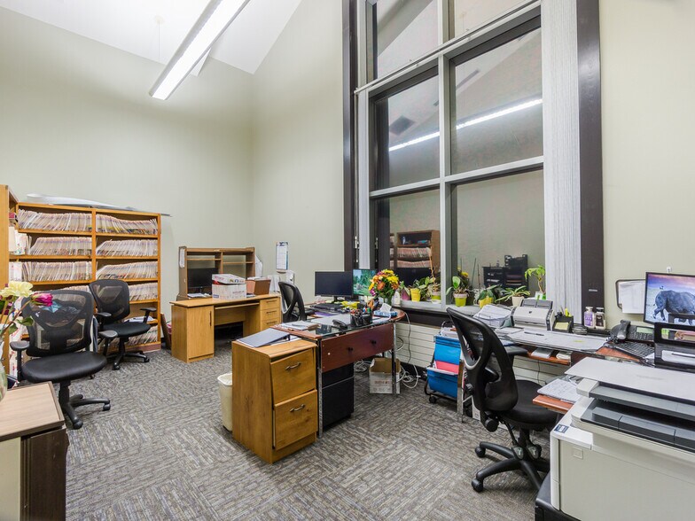 More Photos Of 12 Chatham Heights Rd, Fredericksburg Medical For Sale