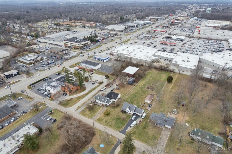 More Photos Of 4047 Mclean Dr, Cincinnati Office For Sale