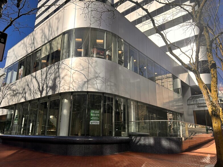 More Photos Of 1211 SW 5th Ave, Portland Office For Lease