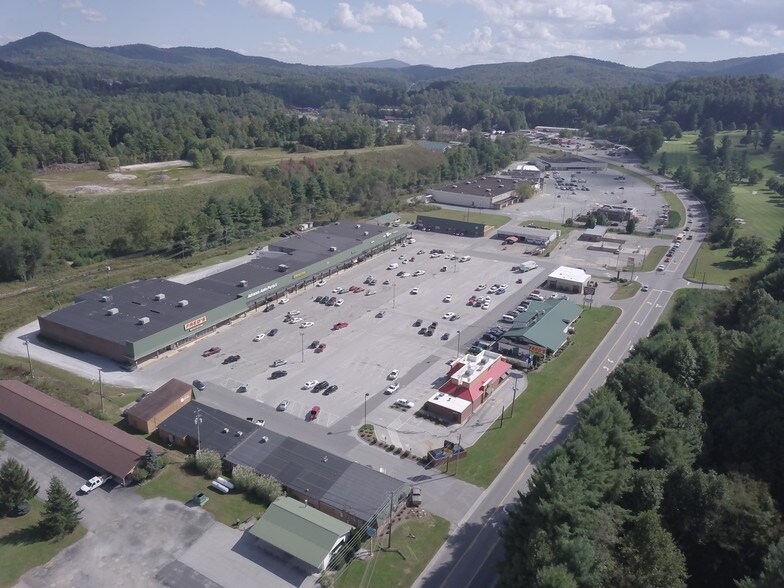 More Photos Of 11827 S 226 Hwy, Spruce Pine Hotel For Sale