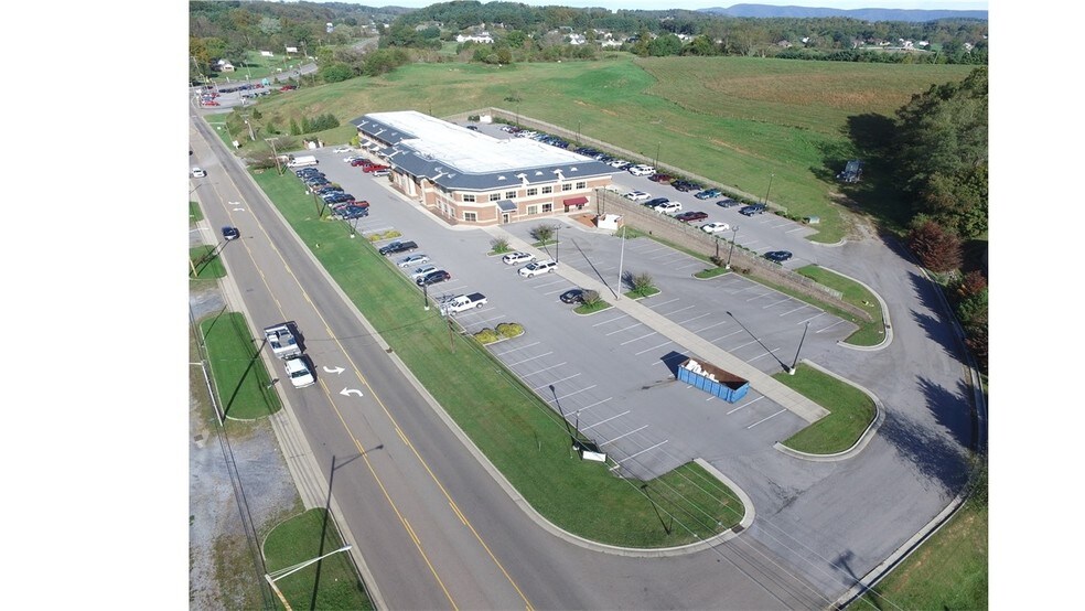 More Photos Of 323 Falls Dr NW, Abingdon Office For Sale