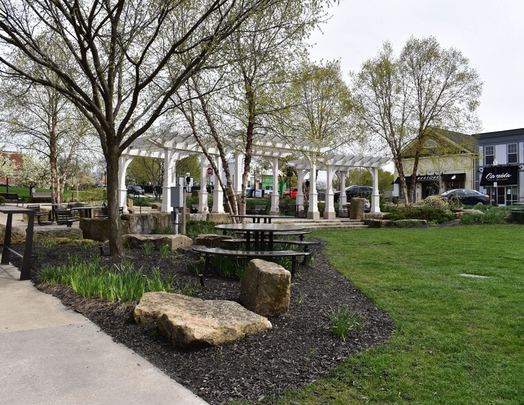 More Photos Of 41-49 Village Way, Hudson Office For Lease