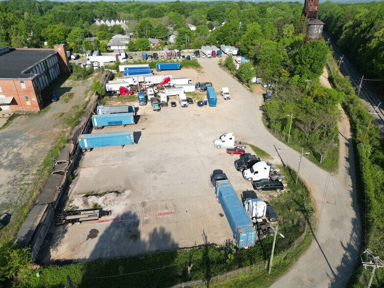 More Photos Of 8300 Moores Chapel Rd, Charlotte Land For Lease