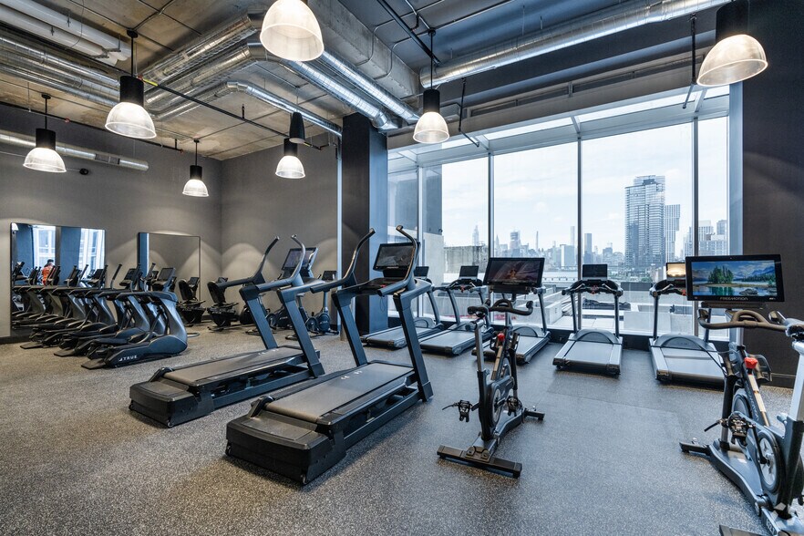 More Photos Of 60 Wharf Dr, Brooklyn Apartments For Lease