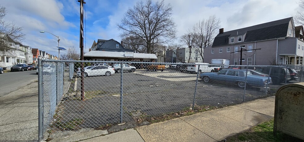 Primary Photo Of 44 Park Ave, East Orange General Retail For Sale