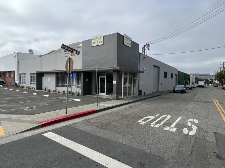 Primary Photo Of 2920 7th St, Berkeley Service For Lease