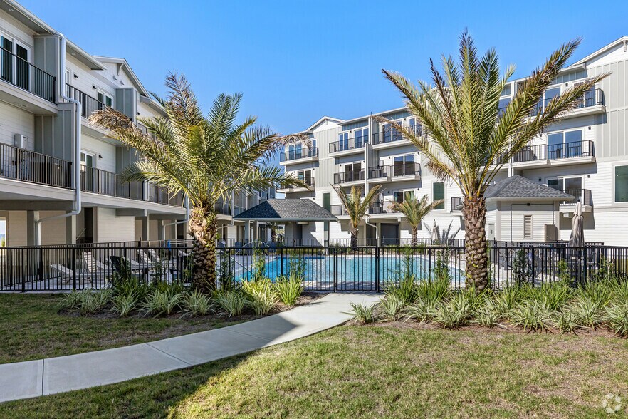 More Photos Of 2254 W Highway 98, Port Saint Joe Apartments For Sale