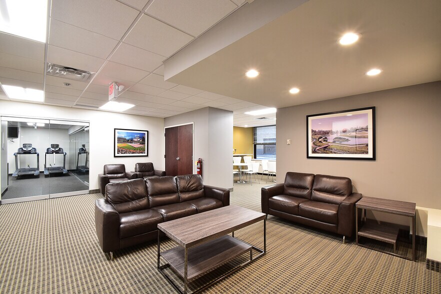 More Photos Of 1621 Euclid Ave, Cleveland Office For Lease