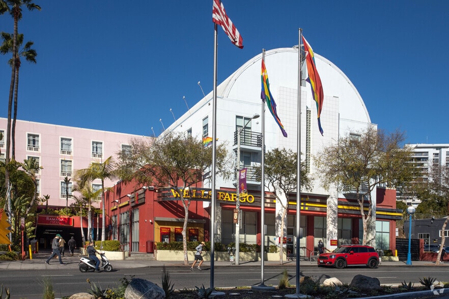 More Photos Of 8585-8599 Santa Monica Blvd, West Hollywood Hotel For Lease