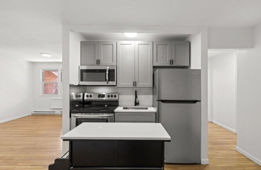 More Photos Of 30 Archer Ave, Mount Vernon Apartments For Sale