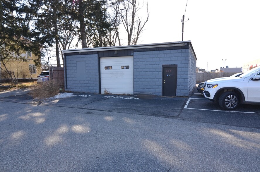 More Photos Of 512 Reservoir Ave, Cranston Freestanding For Sale