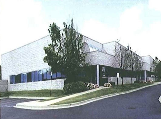 More Photos Of 37735 Enterprise Ct, Farmington Hills Light Manufacturing For Lease