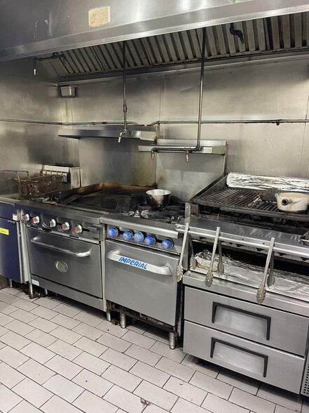 More Photos Of 1121-1141 Washington Ave, Miami Beach Storefront For Lease
