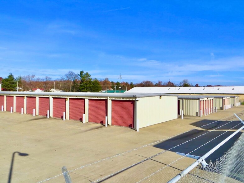 More Photos Of 622 N Trimble Rd, Mansfield Self Storage For Sale