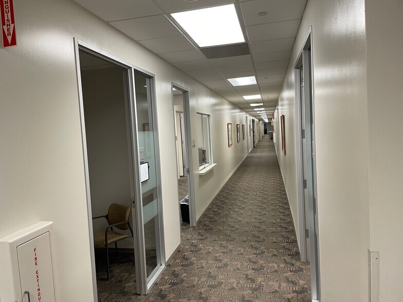More Photos Of 1209 County Road 1304, Bridgeport Office For Sale