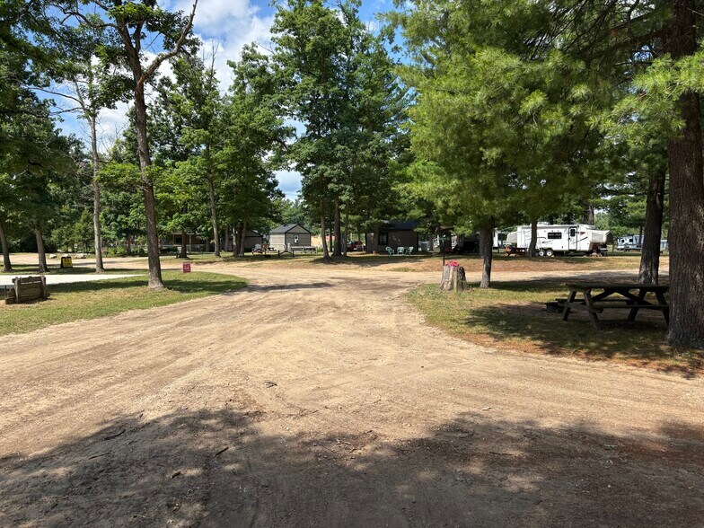 More Photos Of 7332 S M-37, Baldwin Hotel For Sale