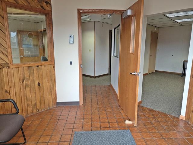 More Photos Of 214 W 2nd St, Marshfield Office For Lease