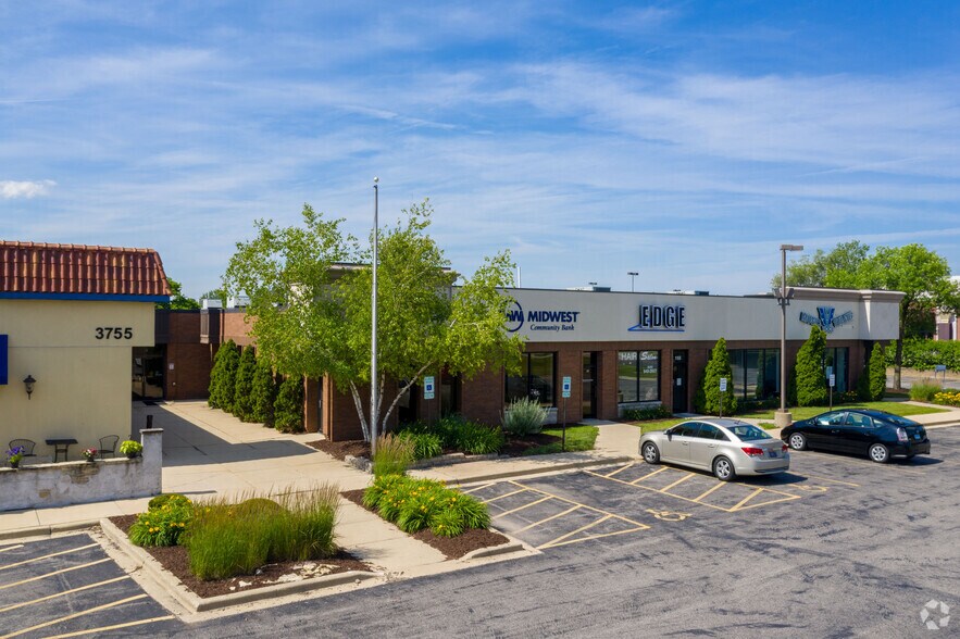 More Photos Of 3755 E Main St, Saint Charles Office For Lease