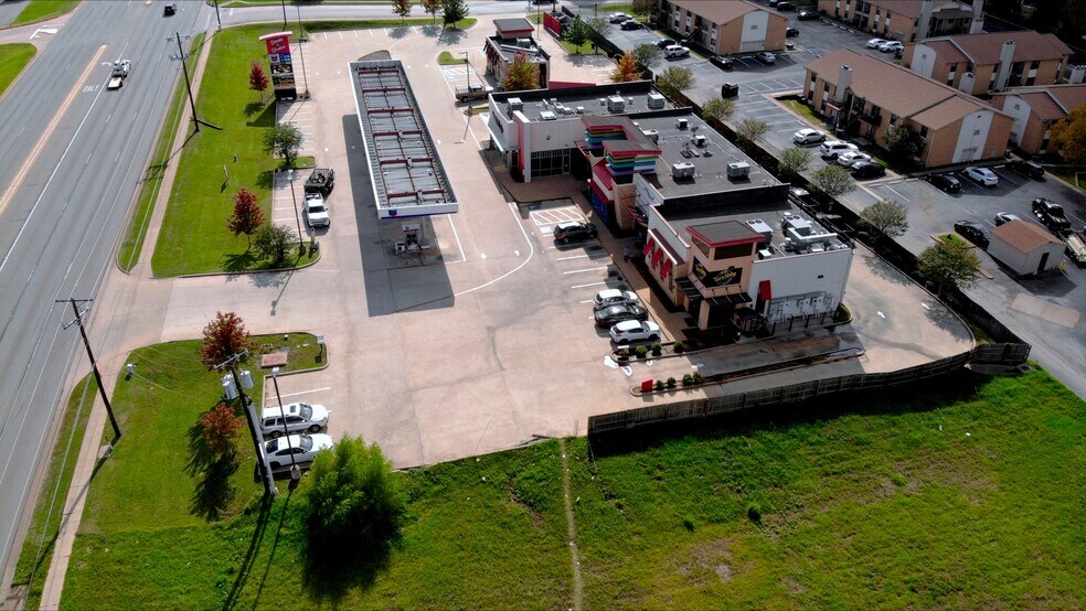 More Photos Of 7205 S Broadway Ave, Tyler Fast Food For Lease