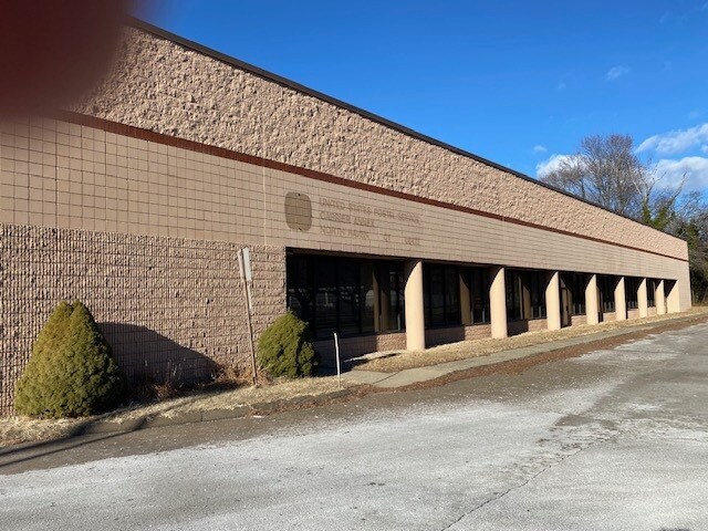 More Photos Of 10 Middletown Ave, North Haven Warehouse For Sale