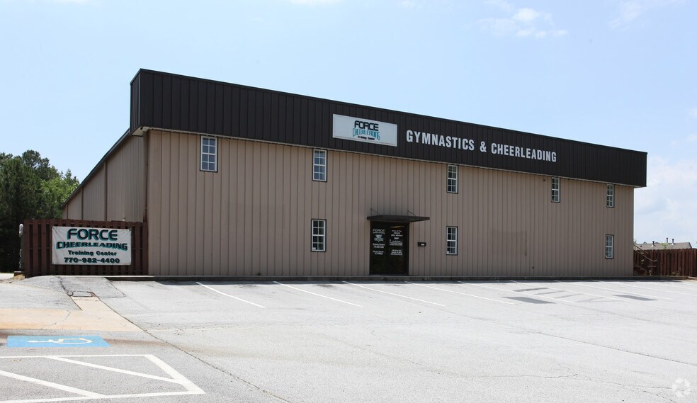 More Photos Of 2005 McGee Rd, Snellville Service For Lease