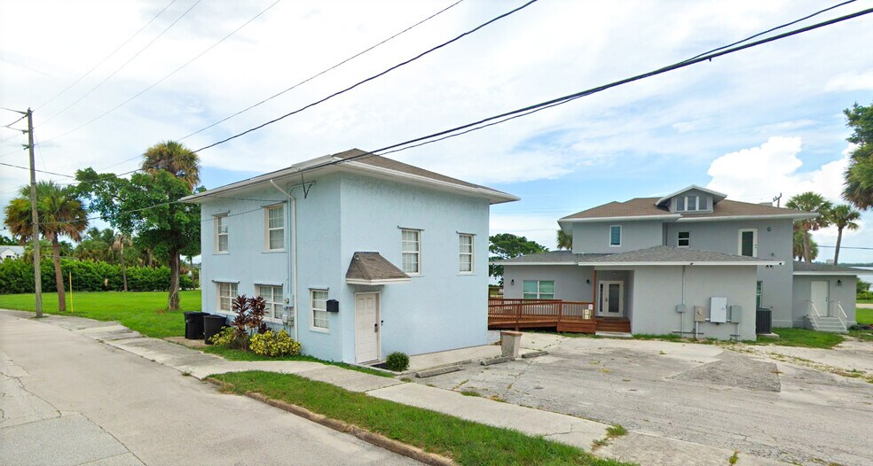 More Photos Of , Fort Pierce Office For Sale