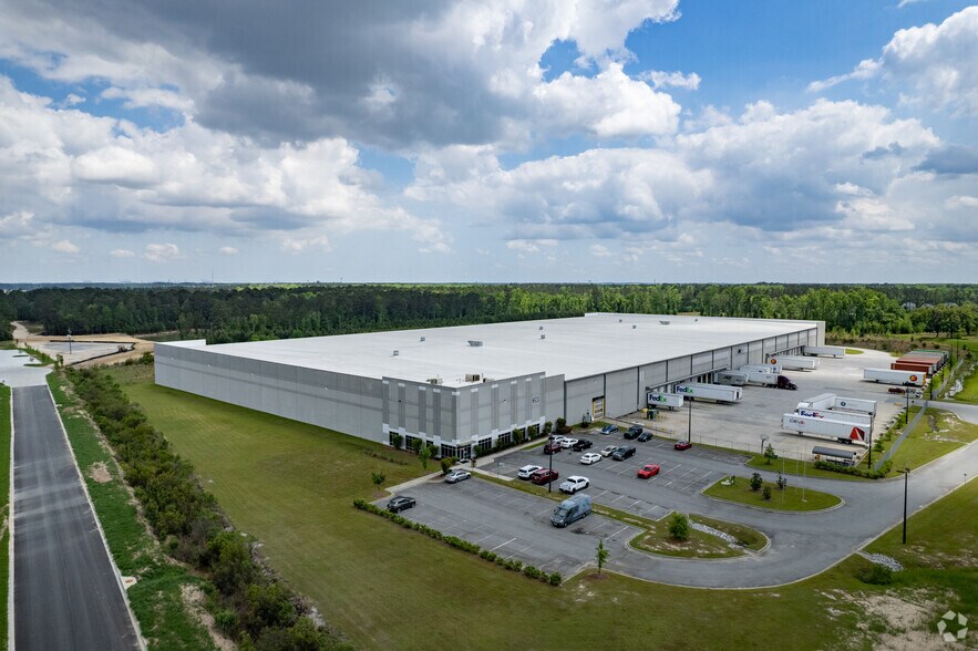 More Photos Of 350 Morgan Lakes Industrial Blvd, Pooler Distribution For Lease