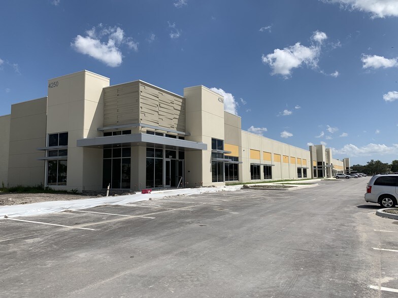 More Photos Of 4250 Coral Ridge Dr, Coral Springs Manufacturing For Lease