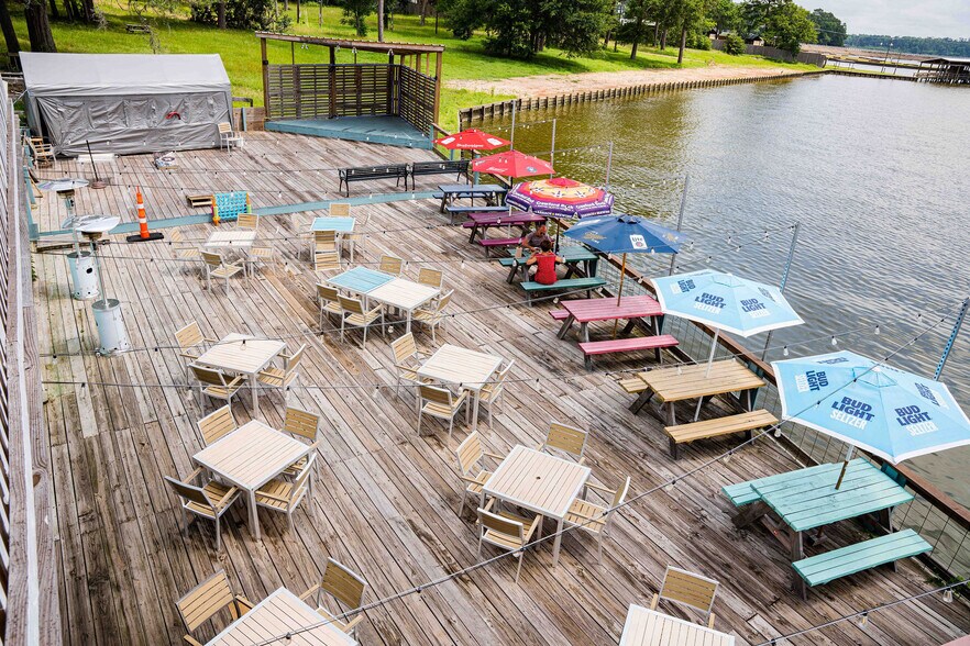 More Photos Of 371 Navaho Trl, Onalaska Hotel For Sale