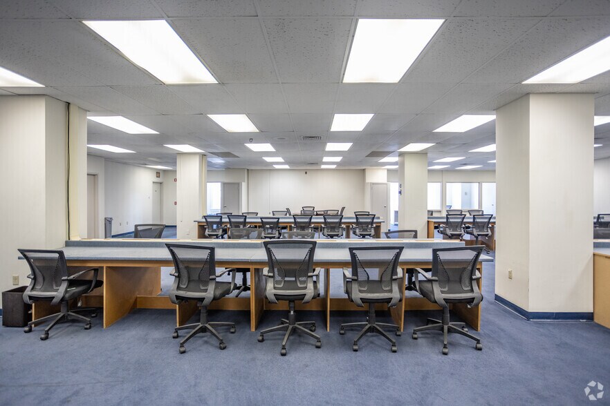 More Photos Of 322 Fourth Ave, Pittsburgh Industrial For Lease