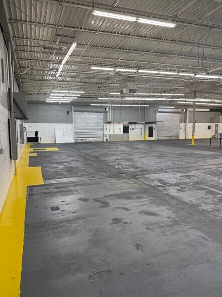 More Photos Of 298 Willis St, Gaffney Manufacturing For Sale