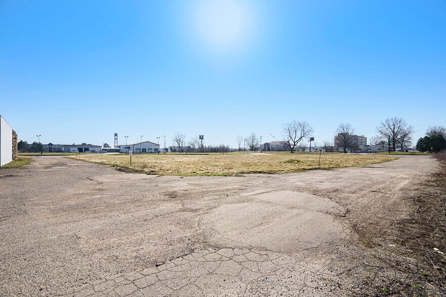 More Photos Of 3635 E Cork St, Kalamazoo Land For Sale