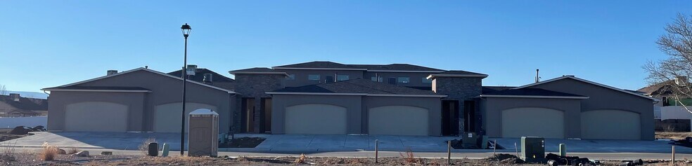 Primary Photo Of 581 W Indian Creek Dr, Grand Junction Multifamily For Sale