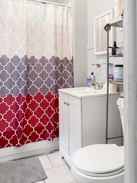 More Photos Of 72 1/2 Henry Ave, Newburgh Apartments For Sale