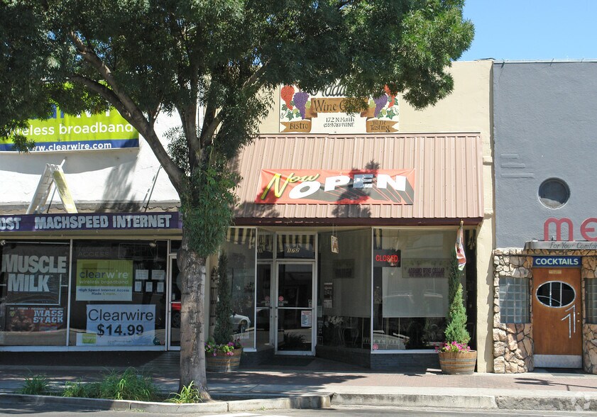 Primary Photo Of 172 N Main St, Porterville Freestanding For Lease